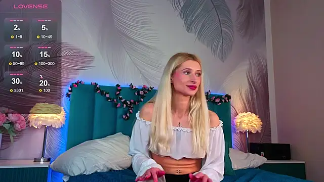 Monica_Leen's cam snapshot