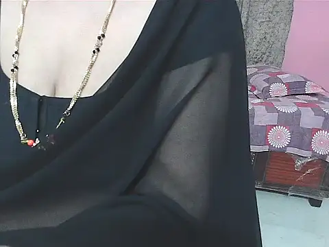 sunitha-3's cam snapshot