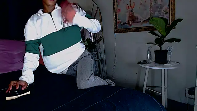 FRUITOFEDEN01's cam snapshot