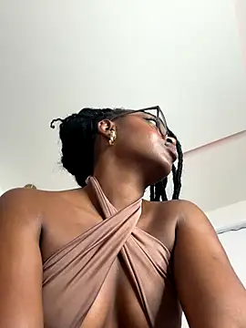 YallianaBrooks's cam snapshot