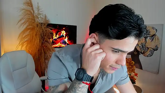 Matias_Murrier live sex cam