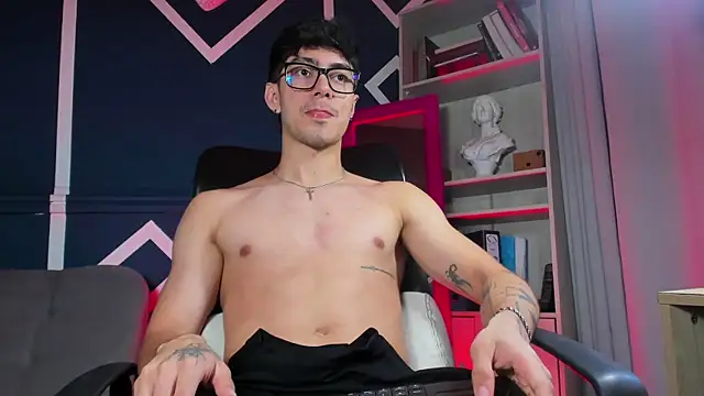 etham_wolf_'s cam snapshot