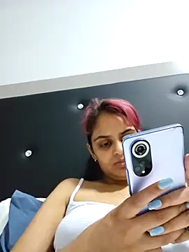 DirtySnowball69's cam snapshot