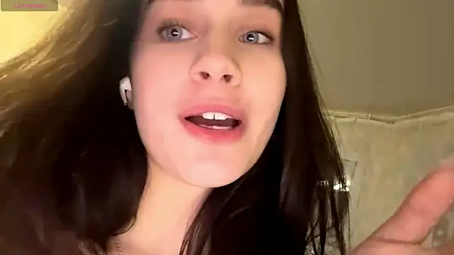 Quiet_luxury's cam snapshot