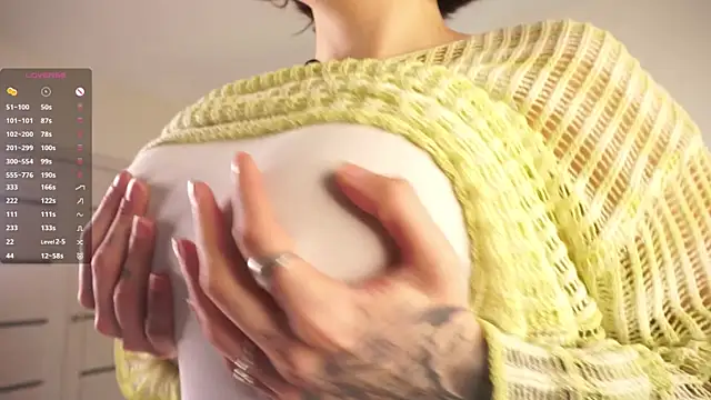 RoxannaCarver's cam snapshot