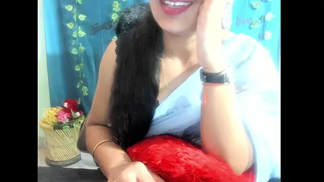 Forever_Love2025's cam snapshot