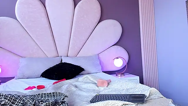 Susa1userma_'s cam snapshot