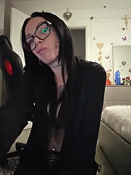 Baby_Panther's cam snapshot