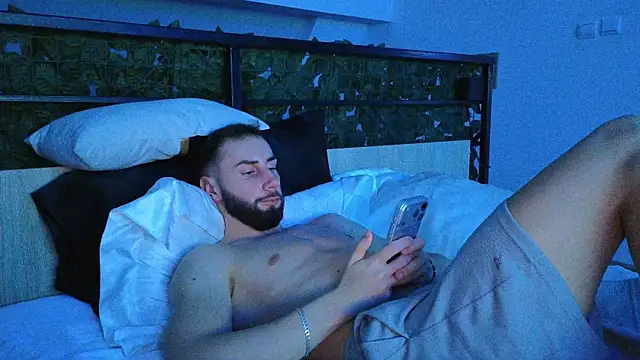 RyanStorm_'s cam snapshot