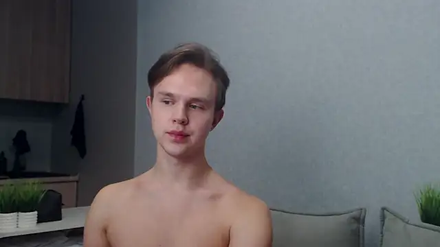 MartinMendez live sex cam