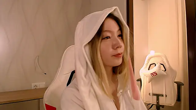 Babby_Rabbit's cam snapshot