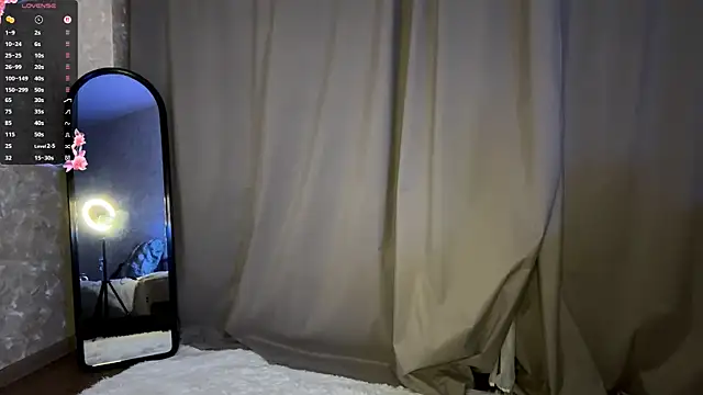 DreamyOlivia's cam snapshot