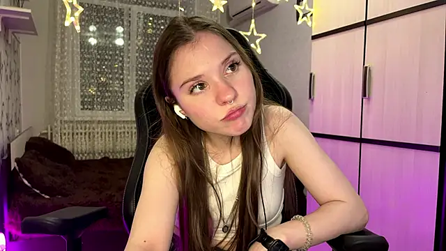 GayleLuu's cam snapshot