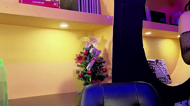 LiLLiAnderson's cam snapshot