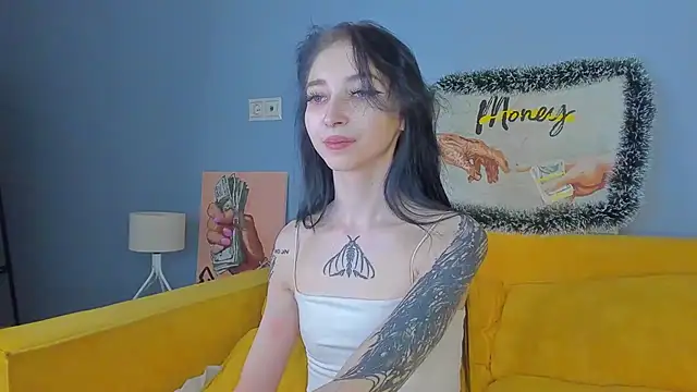 Ellen_Hops's cam snapshot