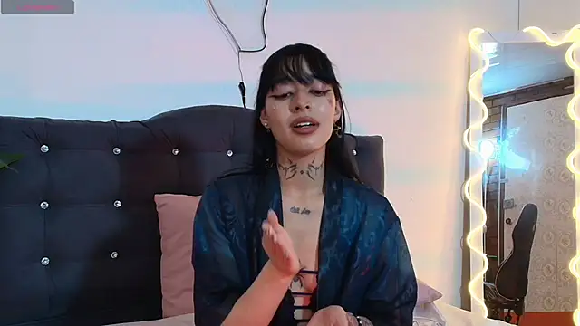 MITZI_TAY1's cam snapshot