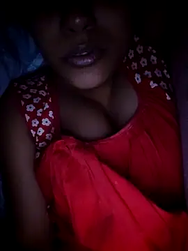 sexyindi_couple's cam snapshot