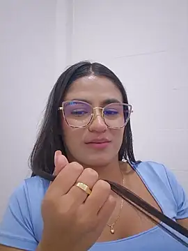 Lu_Alzafirah's cam snapshot