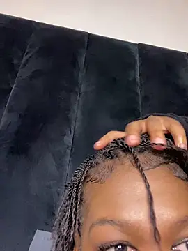 Thick_Lucia's cam snapshot