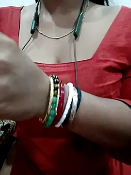 Sony-Model's cam snapshot