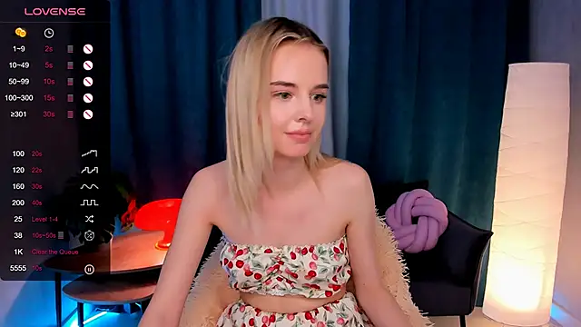 LillianShine's cam snapshot