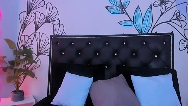 Sweet_Ariadna_'s cam snapshot