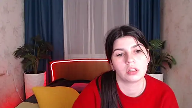 KisaModel's cam snapshot