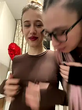 yourfavcouple_ live sex cam