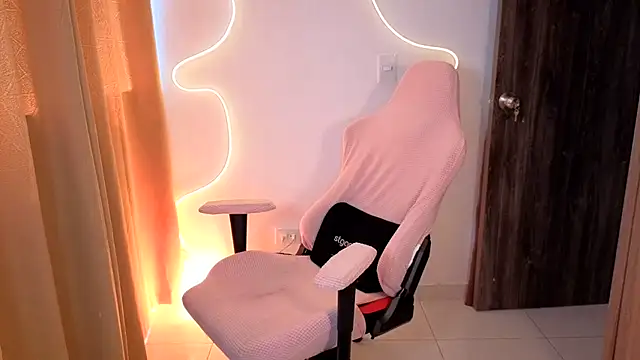 chloebum_'s cam snapshot