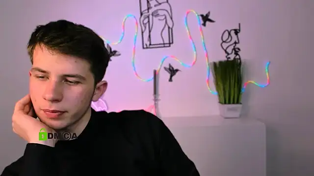 leo_valor's cam snapshot