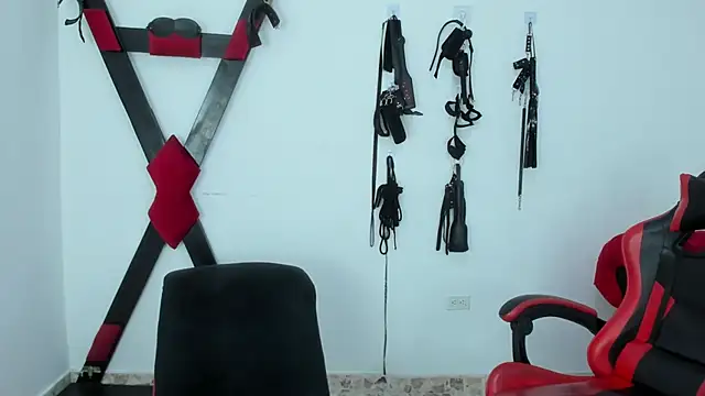 Harry_LatinBoy live sex cam