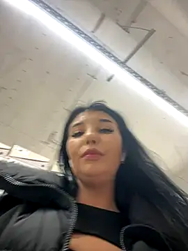 Tisha_Busty live sex cam