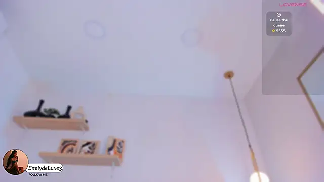 Emely_Deluxe's cam snapshot