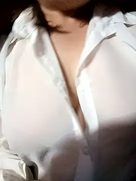 julybe's cam snapshot