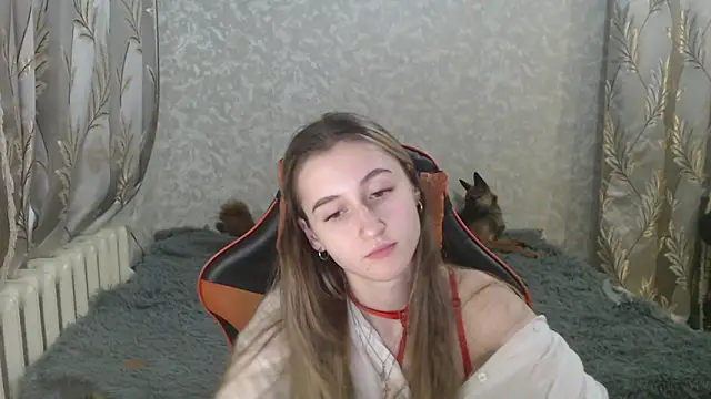 Ave_Costly's cam snapshot