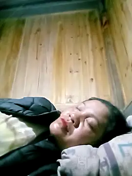 hey-bana's cam snapshot