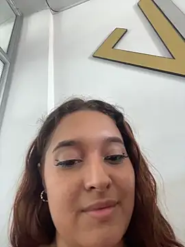 Emily_Jonness_'s cam snapshot