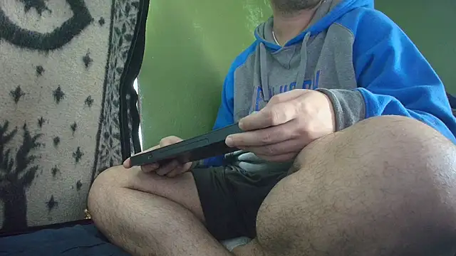 sweet_cock28's cam snapshot