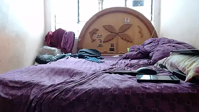 nakedlima's cam snapshot