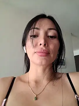 _monicab's cam snapshot