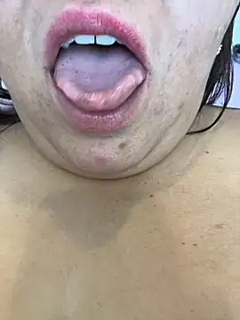 KarlaWild's cam snapshot