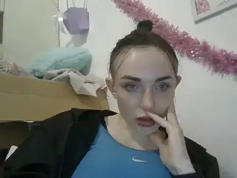 Trinsy_Love's cam snapshot