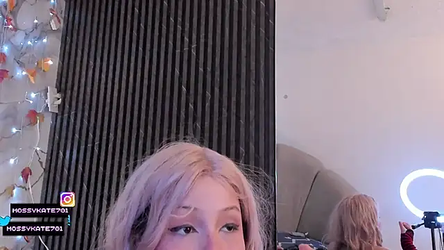 Katemoss70's cam snapshot