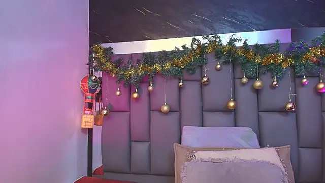 _MiaBrown_'s cam snapshot