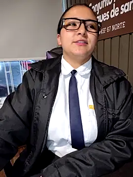 Cute_Penelope's cam snapshot