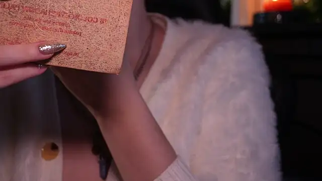 Chriss_Fox's cam snapshot