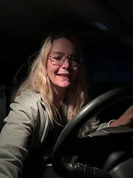 EmyLana's cam snapshot