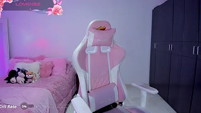 Tinylottie's cam snapshot