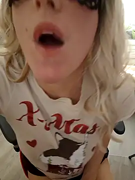 NaughtyCatgirl's cam snapshot