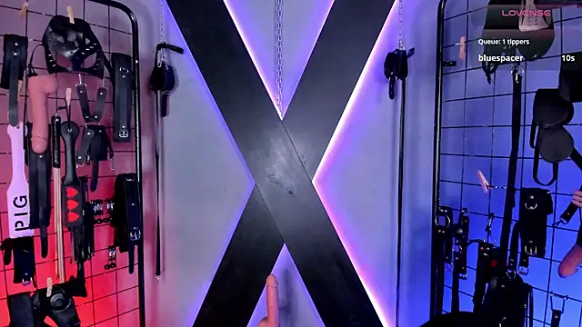 VictoryaLiah_BDSM's cam snapshot